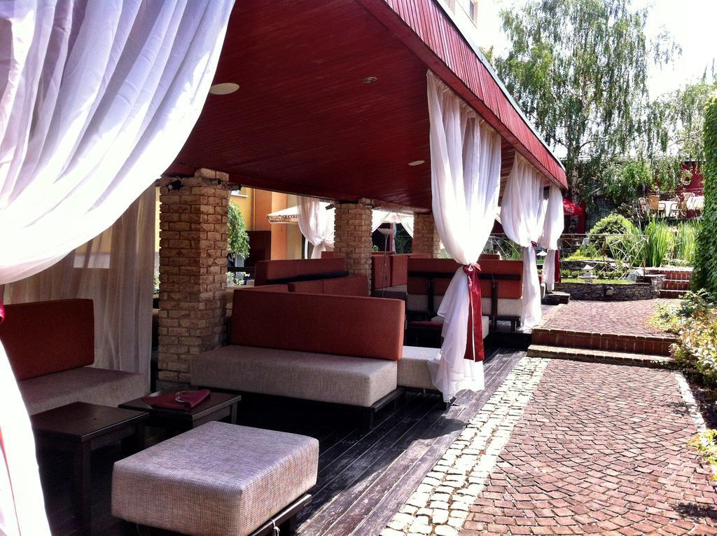 Hotel Therma Dunajska Streda Exterior photo