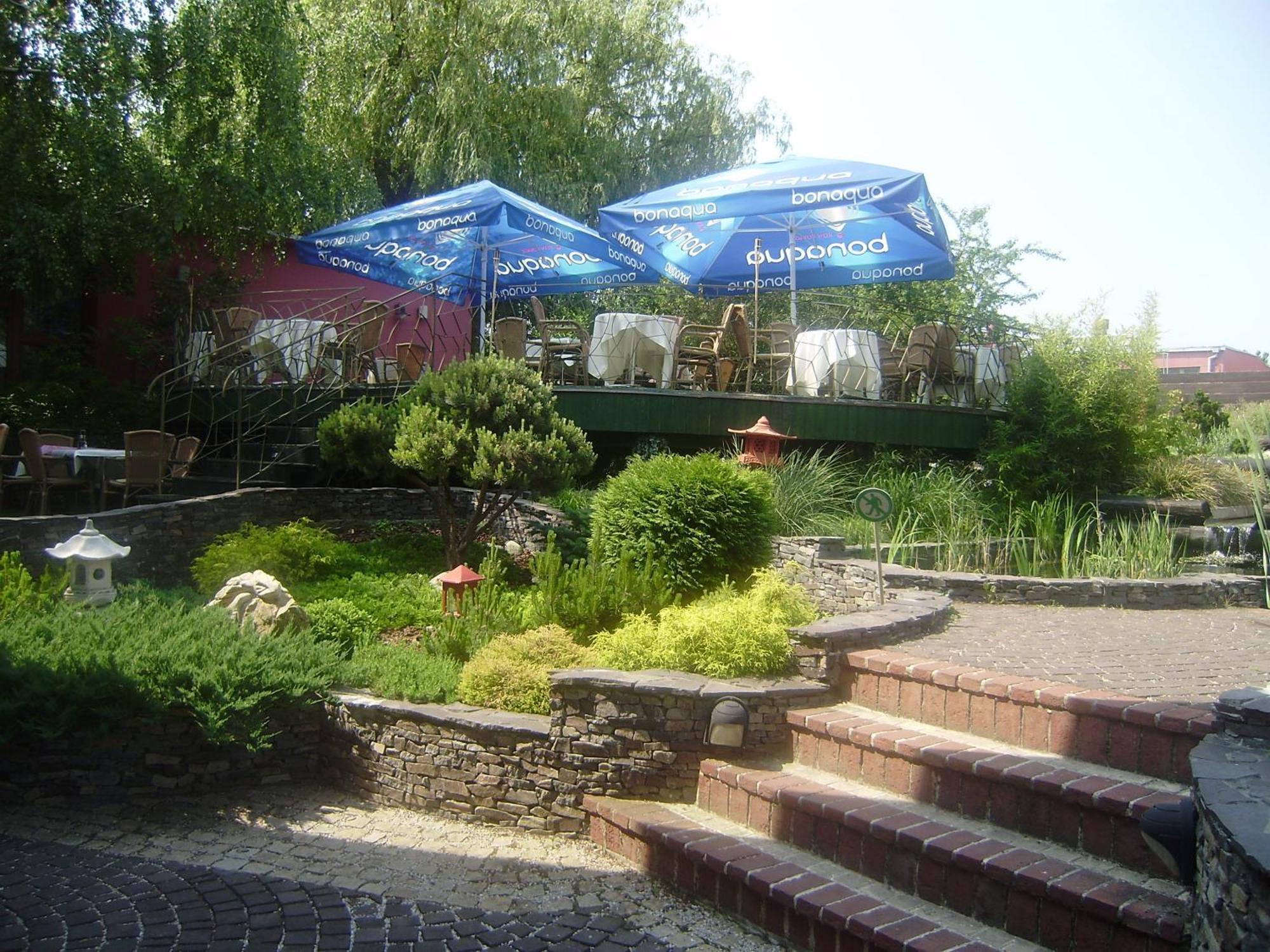 Hotel Therma Dunajska Streda Exterior photo